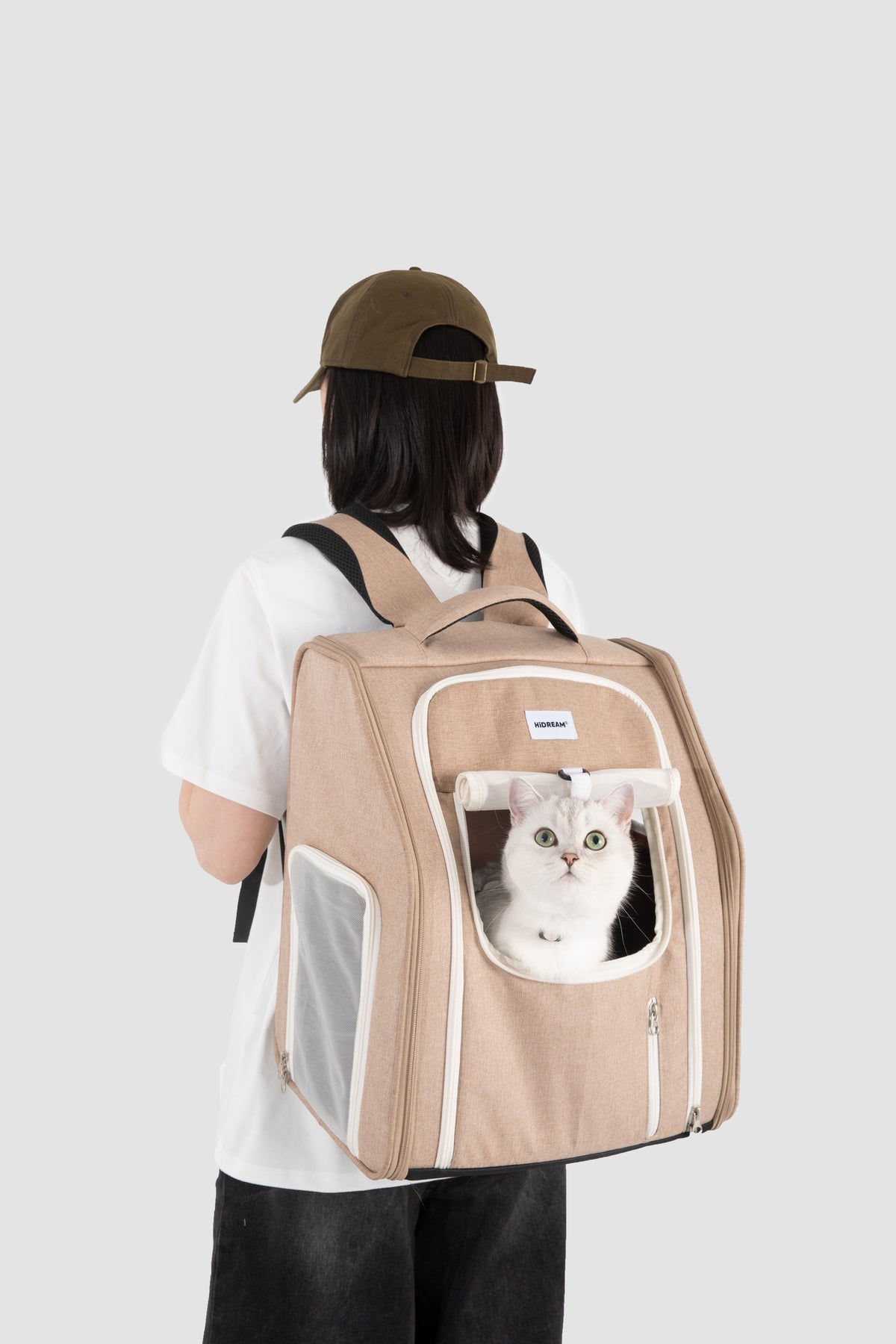 Moving Castle Ultralight Pet Carrier Backpack