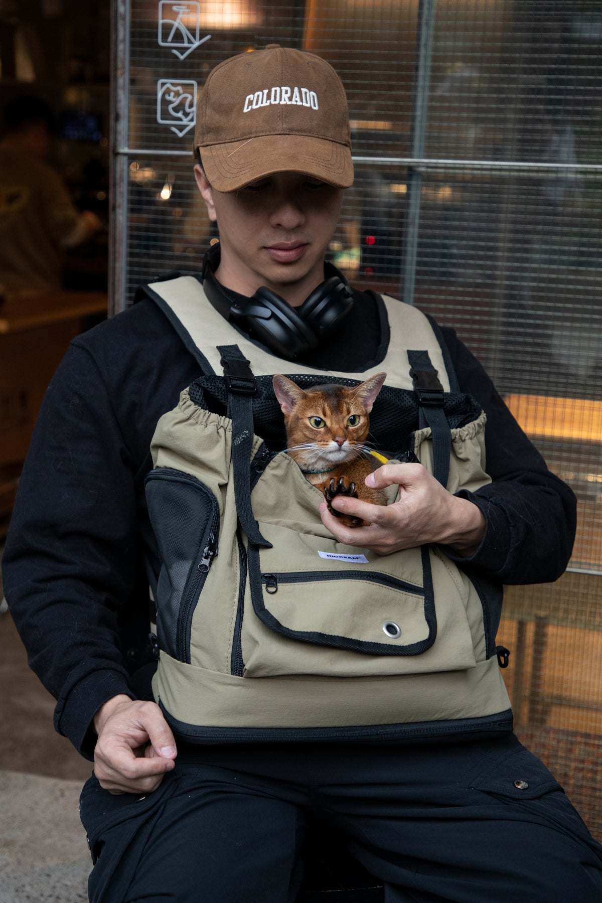 Mountain Style Pet Outing Chest Bag