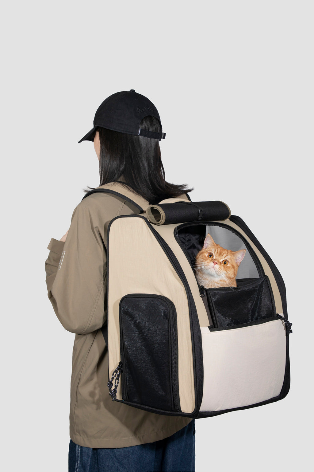 First Class Travel Cat Backpack Carrier (Chestnut Brown and Ebony Black)