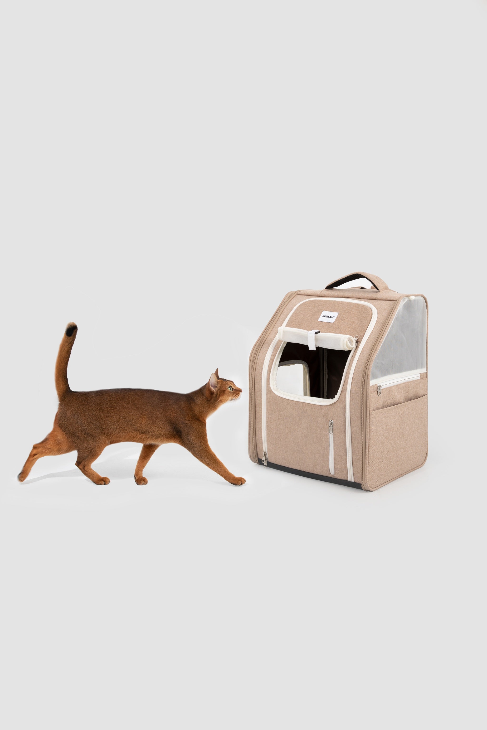 Moving Castle Ultralight Pet Carrier Backpack