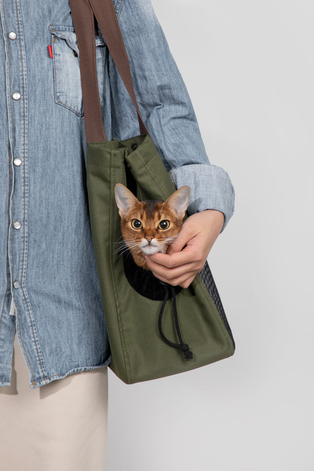 Color-Blocking Shoulder Pet Travel Bag