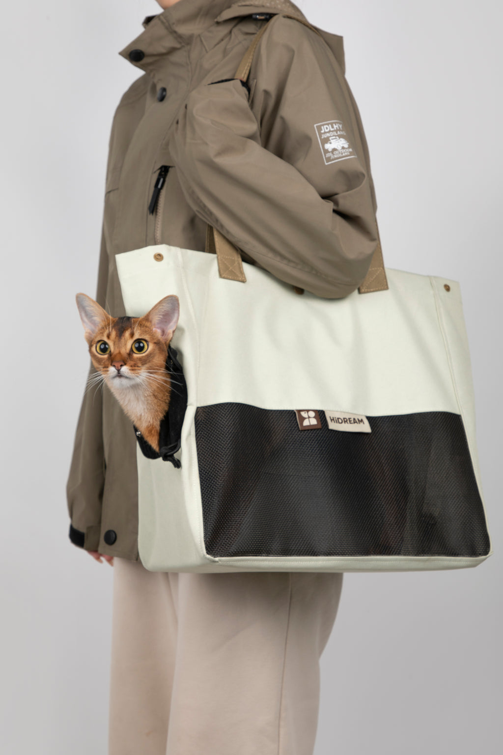 Color-Blocking Shoulder Pet Travel Bag