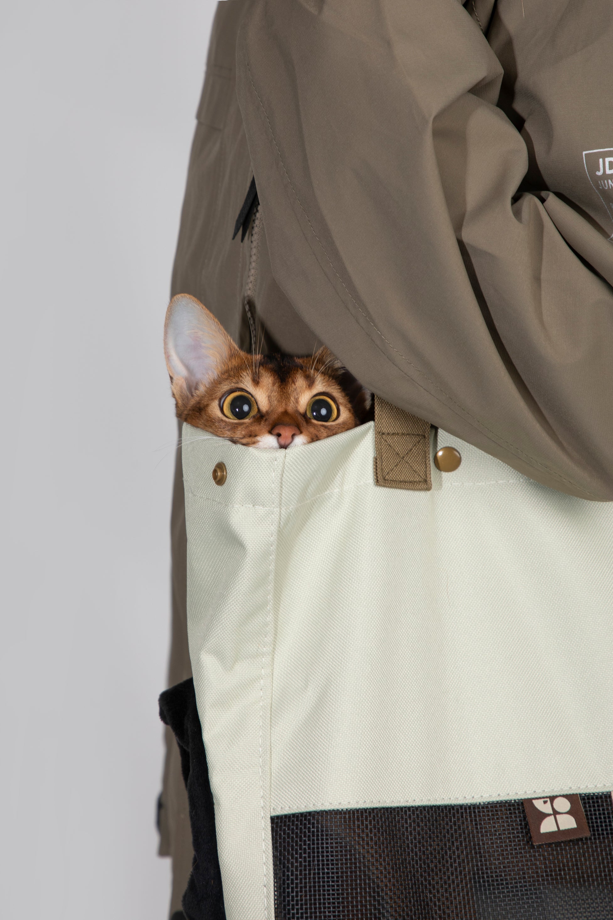 Color-Blocking Shoulder Pet Travel Bag